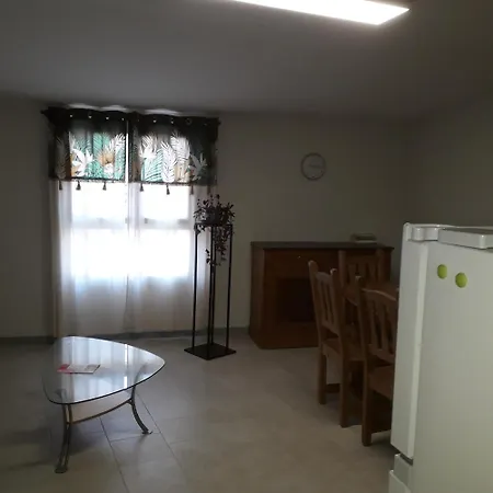 Chez Rene Montagnac (Herault)